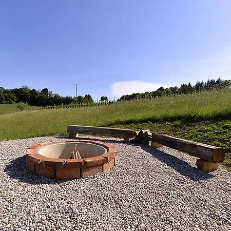 بيت للعطل Rural Cottage Rental Ideal For Glamping In Slovenia *